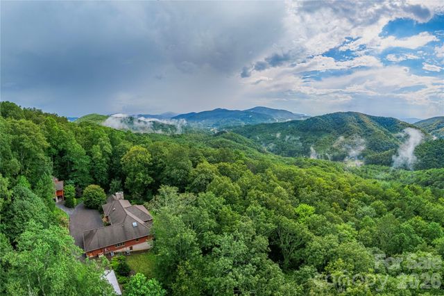98 Flat Creek Road, Fairview, NC 28730