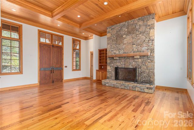 98 Flat Creek Road, Fairview, NC 28730