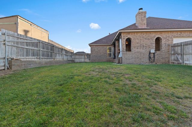 8310 Taos Drive, Amarillo, TX 79118