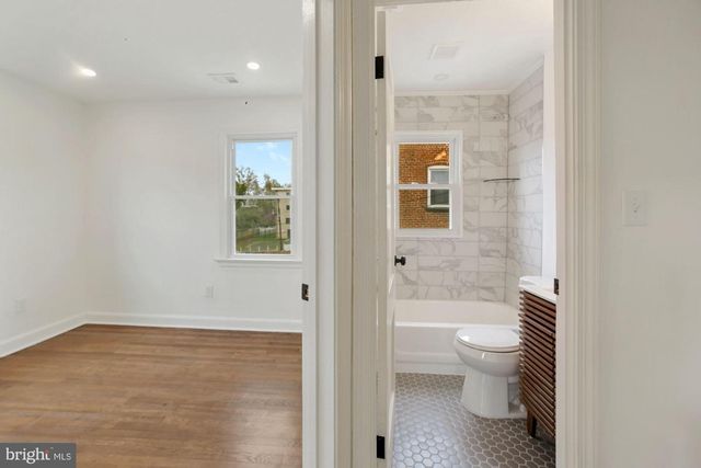 1530 HOWARD RD SE, Washington, DC 20020