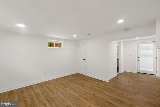 1530 HOWARD RD SE, Washington, DC 20020