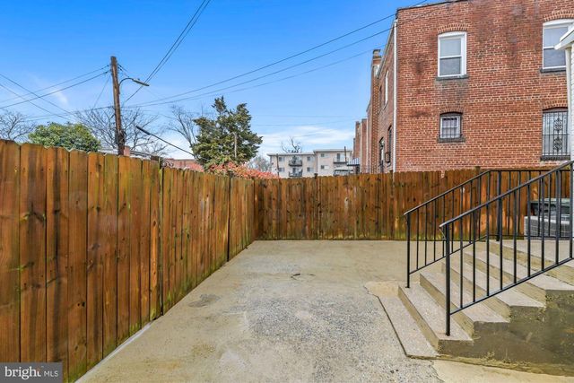 1530 HOWARD RD SE, Washington, DC 20020