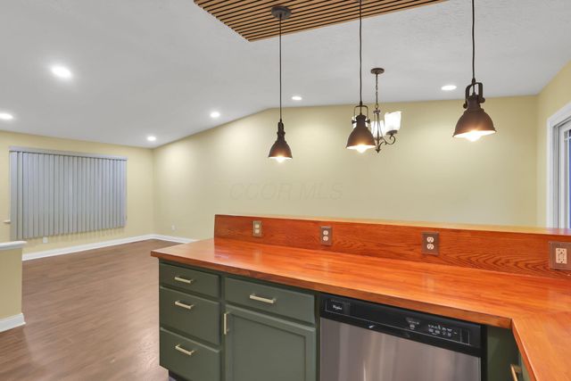 5503 Nike Drive, Hilliard, OH 43026