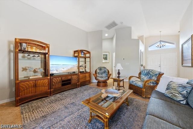 8432 Indian Wells WAY, Naples, FL 34113