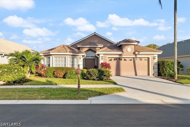 8432 Indian Wells WAY, Naples, FL 34113