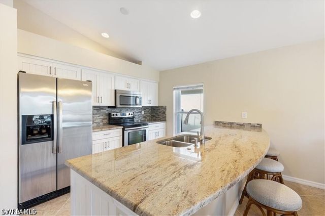 8432 Indian Wells WAY, Naples, FL 34113