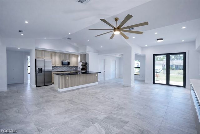 3310 3rd ST SW, Lehigh Acres, FL 33976