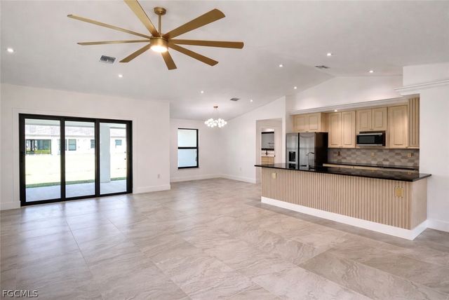 3310 3rd ST SW, Lehigh Acres, FL 33976