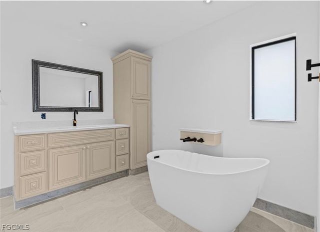 3310 3rd ST SW, Lehigh Acres, FL 33976