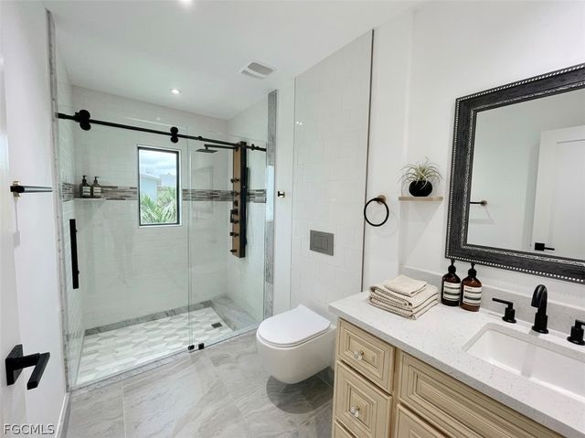 3310 3rd ST SW, Lehigh Acres, FL 33976