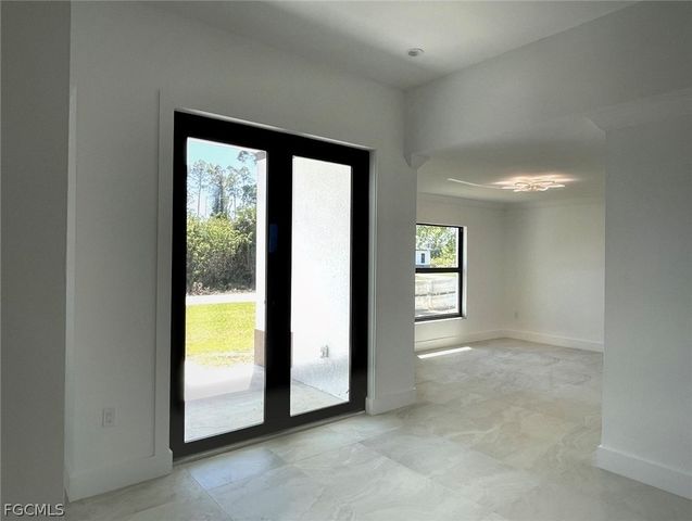 3310 3rd ST SW, Lehigh Acres, FL 33976