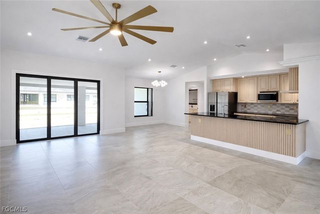 3310 3rd ST SW, Lehigh Acres, FL 33976