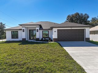 3310 3rd ST SW, Lehigh Acres, FL 33976