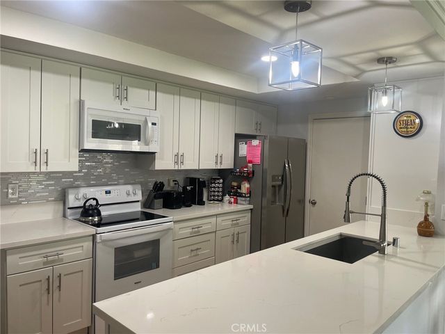 26592 Farrell St, Menifee, CA 92586