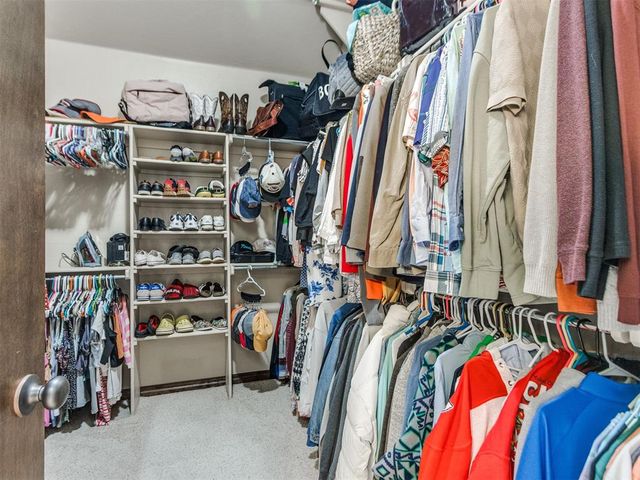 9017 NW 80th Street, Yukon, OK 73099