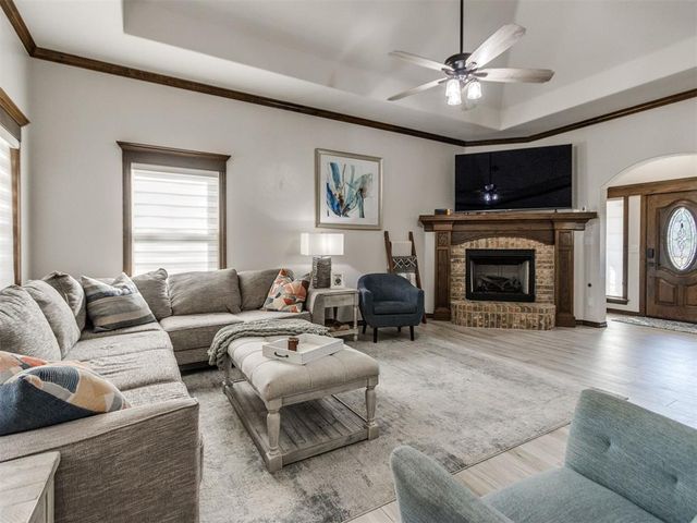 9017 NW 80th Street, Yukon, OK 73099