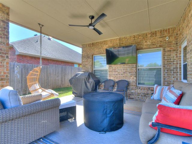 9017 NW 80th Street, Yukon, OK 73099