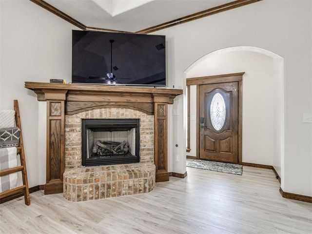 9017 NW 80th Street, Yukon, OK 73099