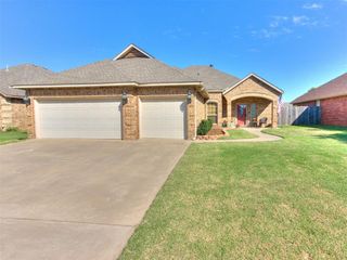 9017 NW 80th Street, Yukon, OK 73099