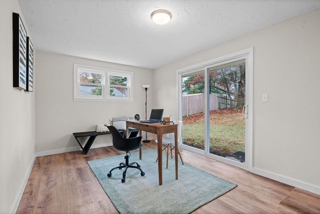 72 Annette Rd, Brockton, MA 02302