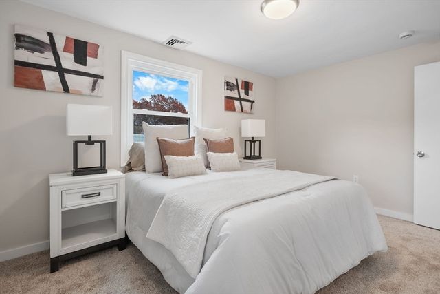 72 Annette Rd, Brockton, MA 02302