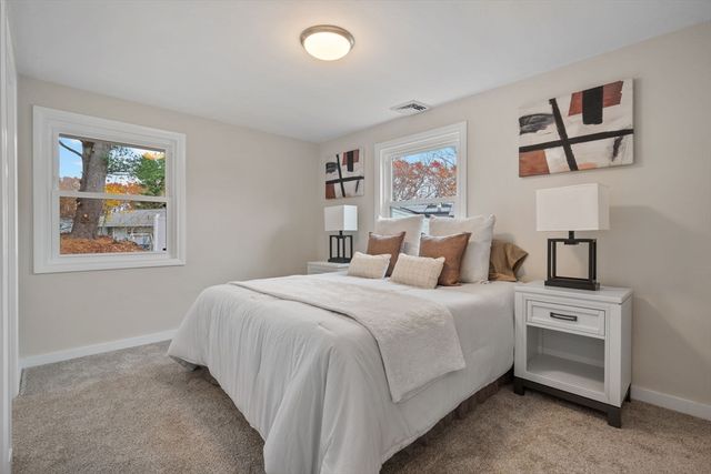 72 Annette Rd, Brockton, MA 02302