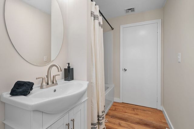 72 Annette Rd, Brockton, MA 02302