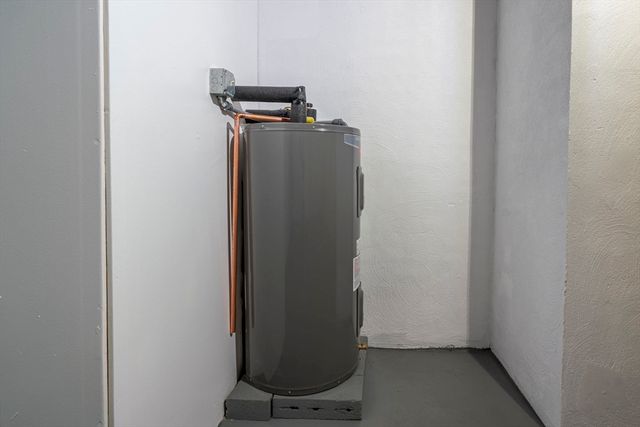 72 Annette Rd, Brockton, MA 02302