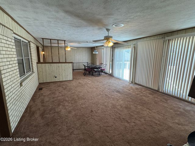 2013 Beech St, Louisville, KY 40210