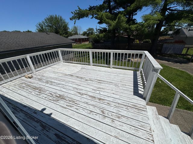 2013 Beech St, Louisville, KY 40210