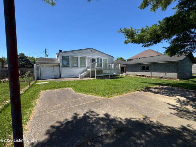 2013 Beech St, Louisville, KY 40210