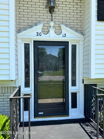 2013 Beech St, Louisville, KY 40210