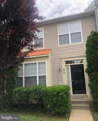 2925 ROTTERDAM LOOP, Woodbridge, VA 22191