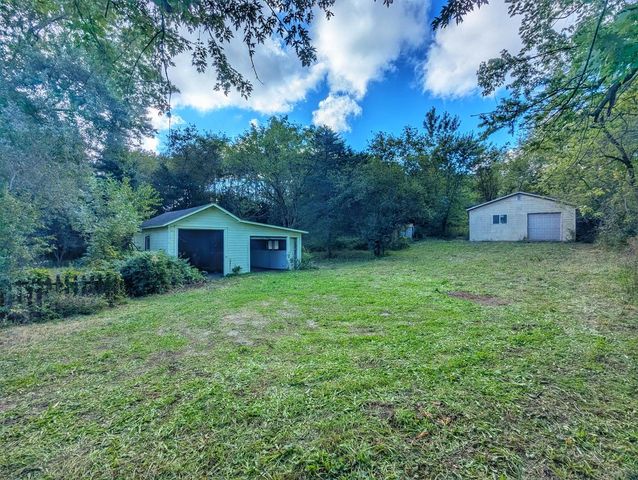 32803 Geneva ROAD, Burlington, WI 53105
