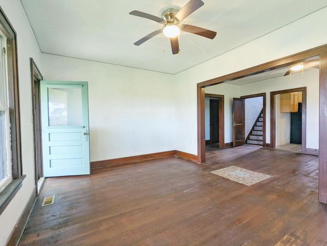 32803 Geneva ROAD, Burlington, WI 53105
