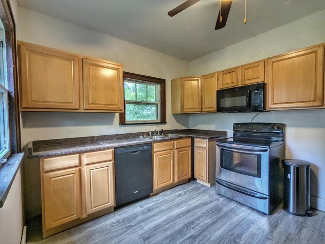 32803 Geneva ROAD, Burlington, WI 53105