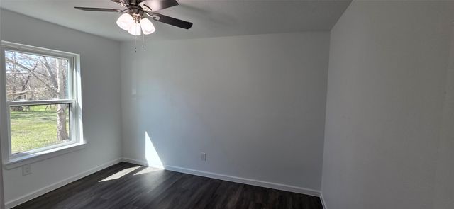 1512 G W Jackson Avenue, Corsicana, TX 75110