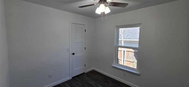 1512 G W Jackson Avenue, Corsicana, TX 75110