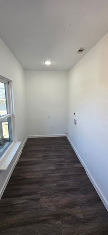 1512 G W Jackson Avenue, Corsicana, TX 75110