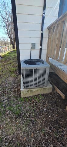 1512 G W Jackson Avenue, Corsicana, TX 75110