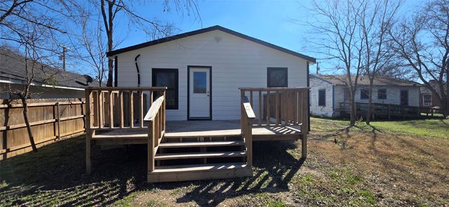 1512 G W Jackson Avenue, Corsicana, TX 75110