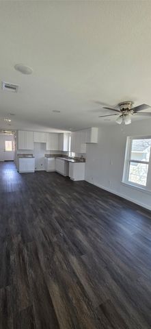 1512 G W Jackson Avenue, Corsicana, TX 75110