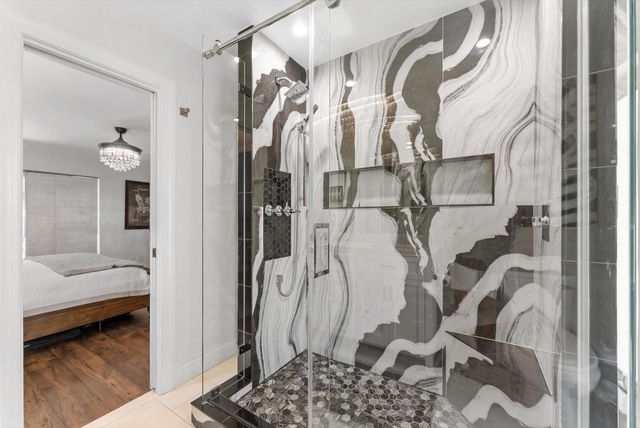 8264 Shadow Wood Boulevard, Coral Springs, FL 33071