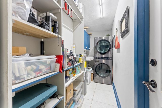 8264 Shadow Wood Boulevard, Coral Springs, FL 33071