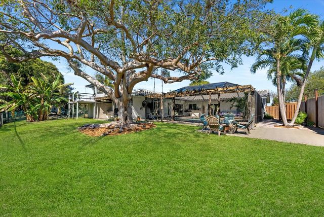 8264 Shadow Wood Boulevard, Coral Springs, FL 33071