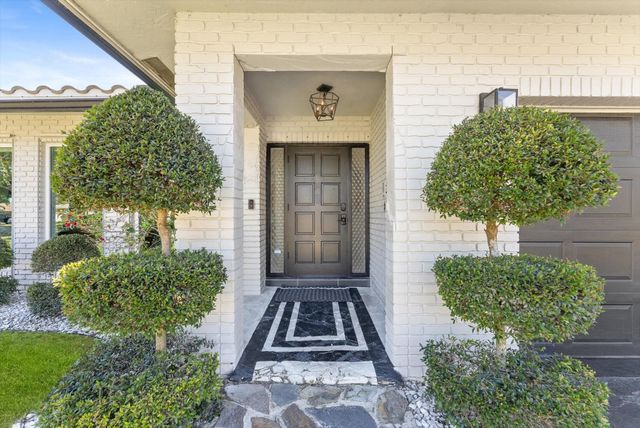 8264 Shadow Wood Boulevard, Coral Springs, FL 33071