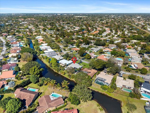 8264 Shadow Wood Boulevard, Coral Springs, FL 33071