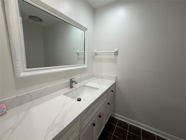 15306 La Paloma, Houston, TX 77083