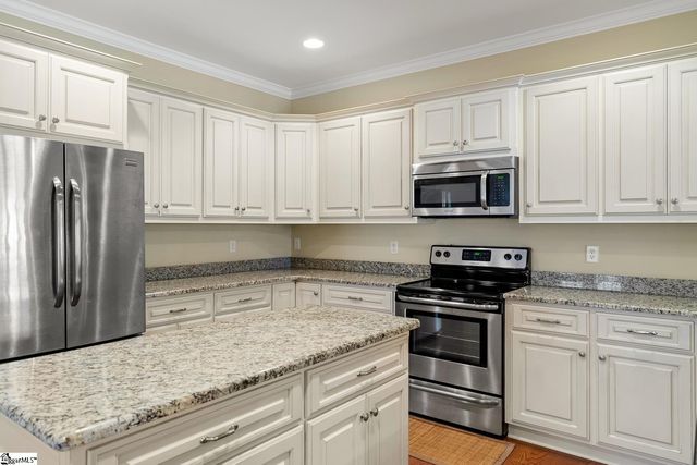 77 Hillsborough Drive, Anderson, SC 29621