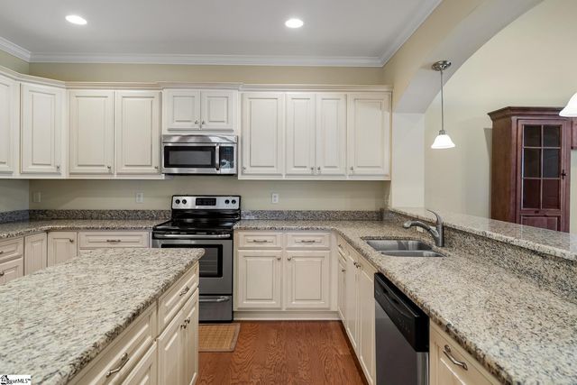 77 Hillsborough Drive, Anderson, SC 29621